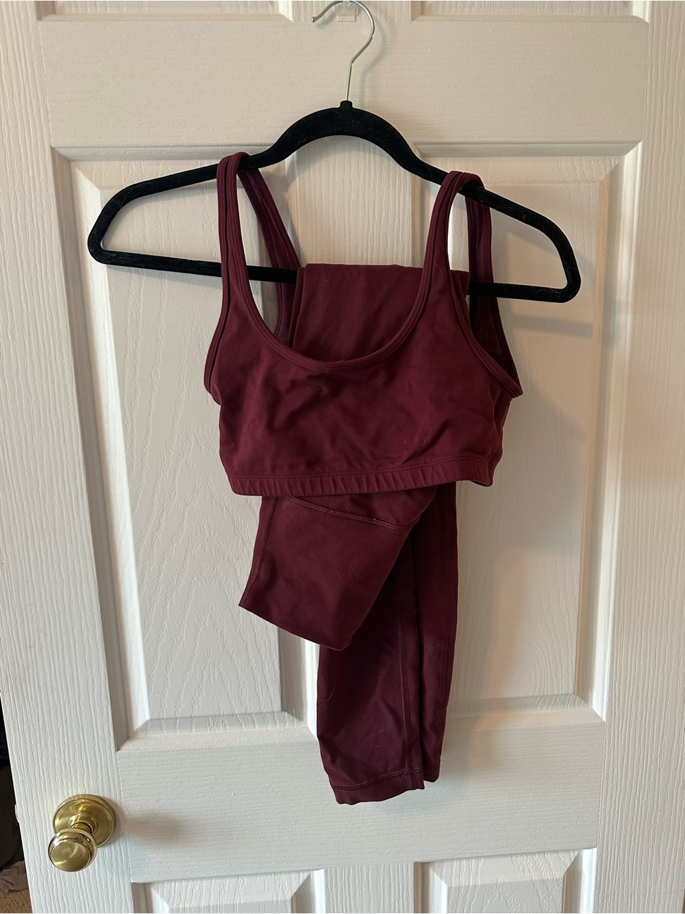 Aritzia golden bra and leggings combo! - Picture 4 of 4